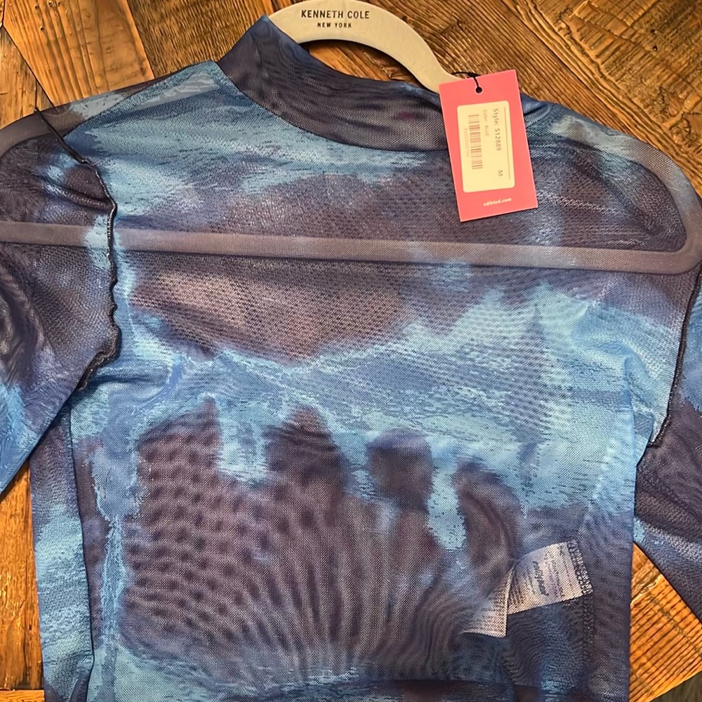 Edikted Crop Long Sleeve Top!